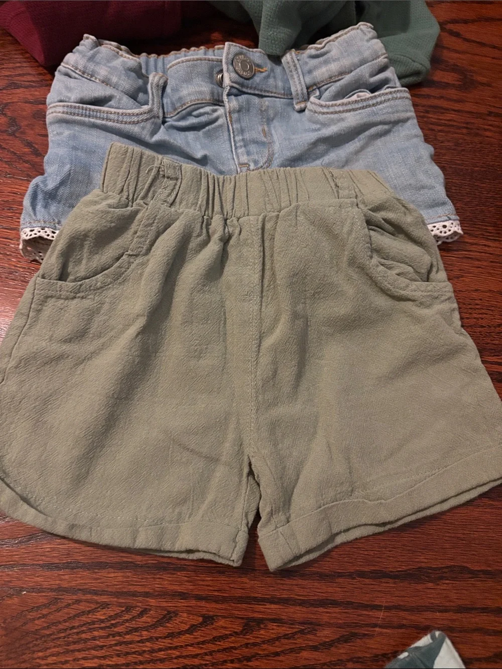 OshKosh B'gosh, Carters shorts lot